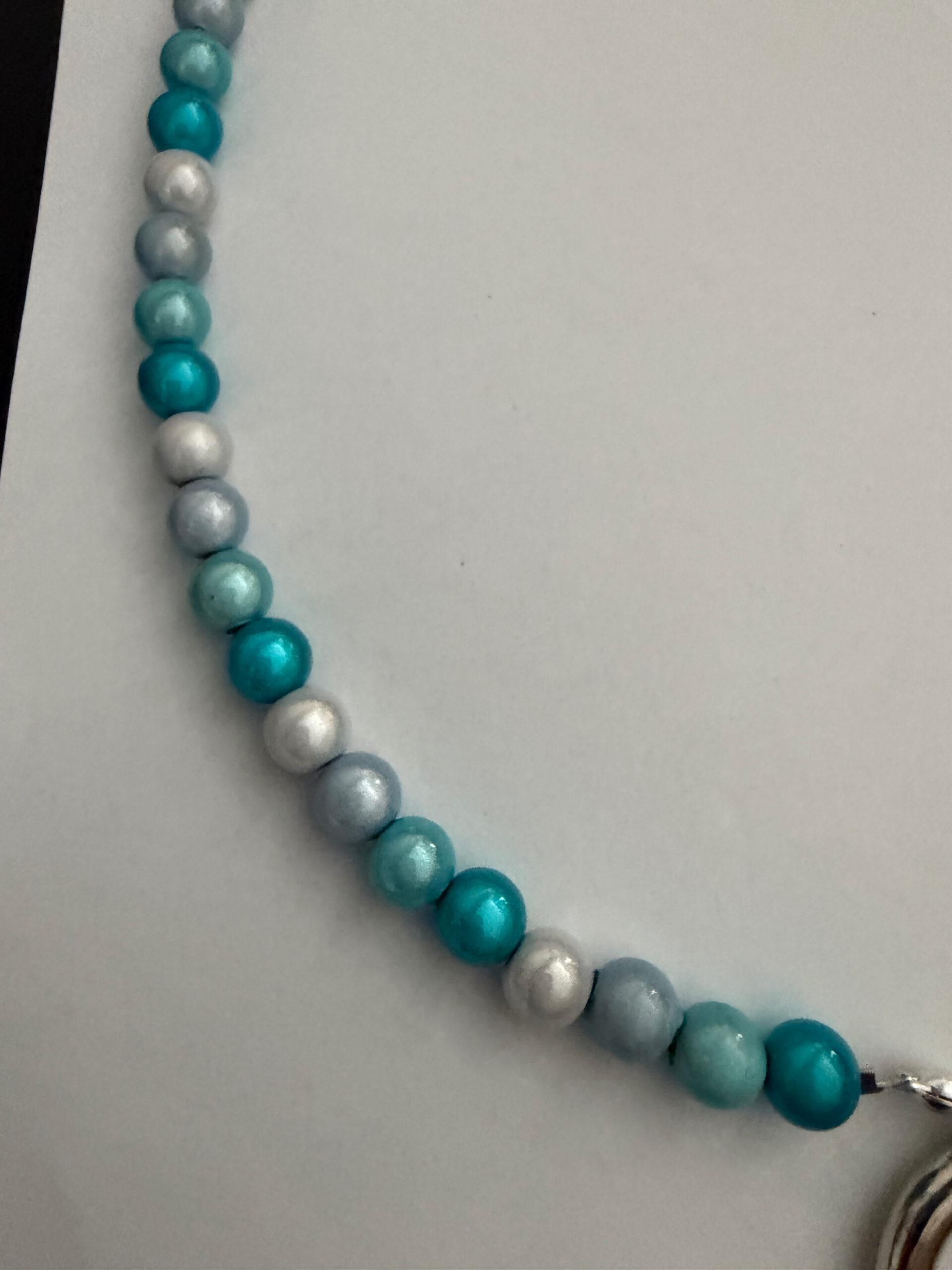 Zonnebrilkoord met ring turquoise 3d kralen
