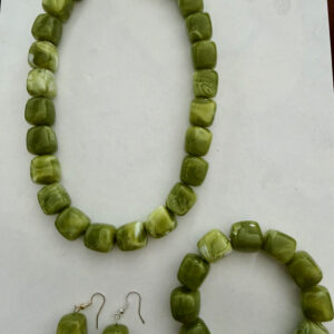 Sieradenset 3D ketting groen(ketting, armband en bijpassende oorbellen)