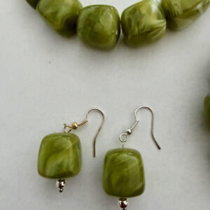 Sieradenset 3D ketting groen(ketting, armband en bijpassende oorbellen)