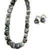 Ketting 3D zwart wit marble met bijpassende oorbellen