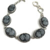 Armband zilverkleurig camee